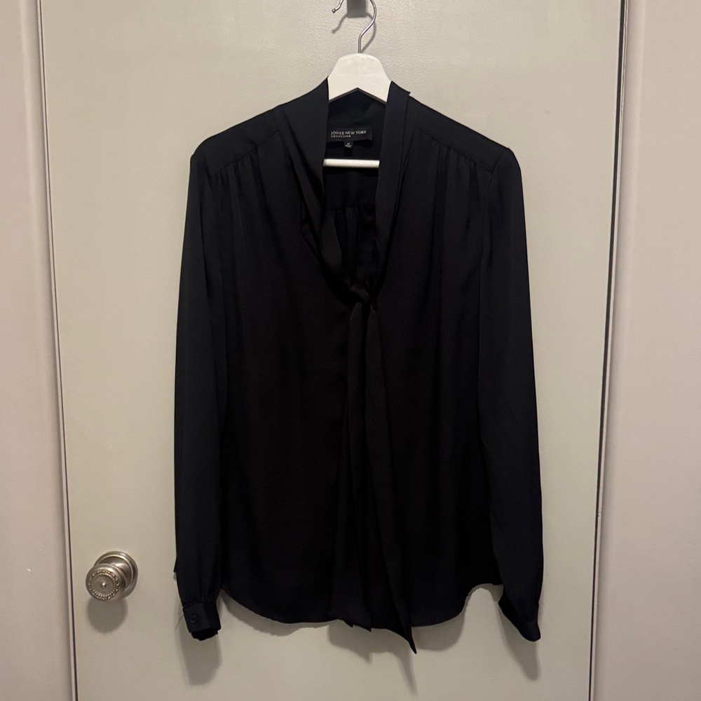 Jones New York Elegant Black Blouse
